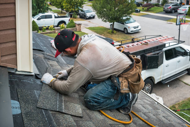 Professional Emergency Roof Repair technician working in Mantua, NJ